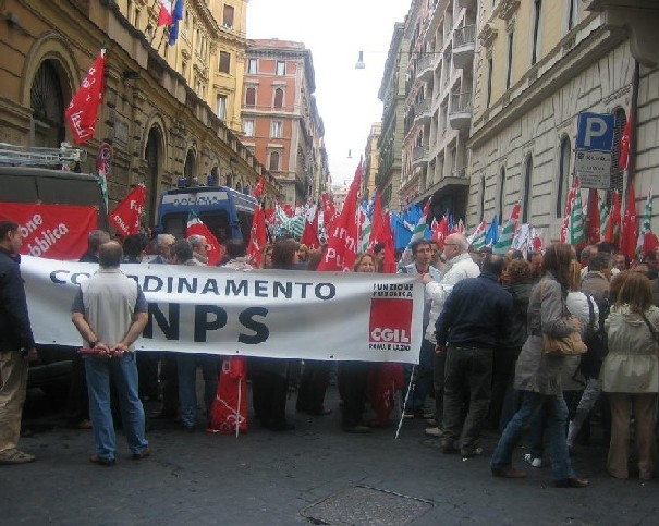 Foto manifestanti del 6 ottobre - Via Flavia - Roma