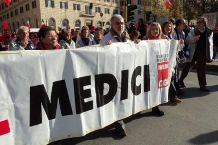 I medici al corteo della CGIL del 27 novembre 2010