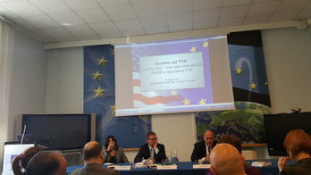 la sala negli uffici della Commissione Europea 
